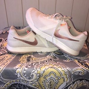Like new Nike Flex Experience Rn 6